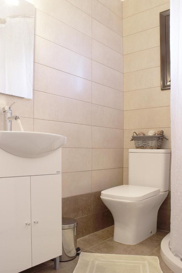 Ayerina First Floor Apartment Arillas  Exterior foto